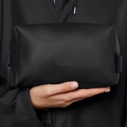 Rains Wash Bag - Wash Bag Small -Travel Storage Store rains 15580 black 3