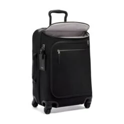 Tumi Leger International Carry On - Voyageur 10 Tumi Leger International Carry On - Voyageur -Travel Storage Store tumi 135492 black 3 1
