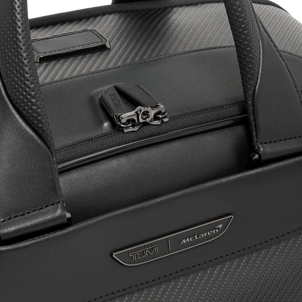 Tumi Quantum Duffel - Mclaren 4 Tumi Quantum Duffel - Mclaren - Image 2
